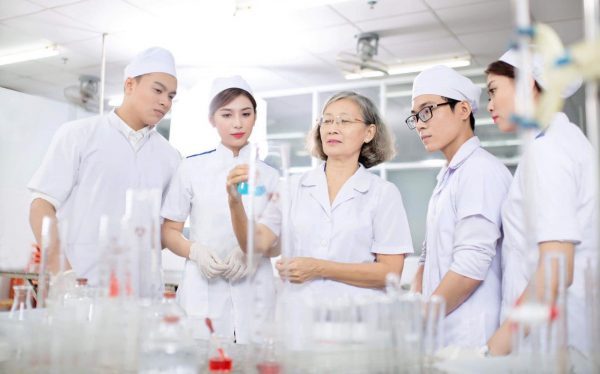 Sơ lược về lịch sử ngành Dược Việt Nam